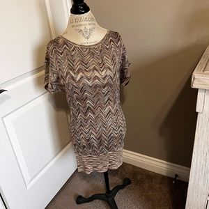 Brown sweater, Chevron, print